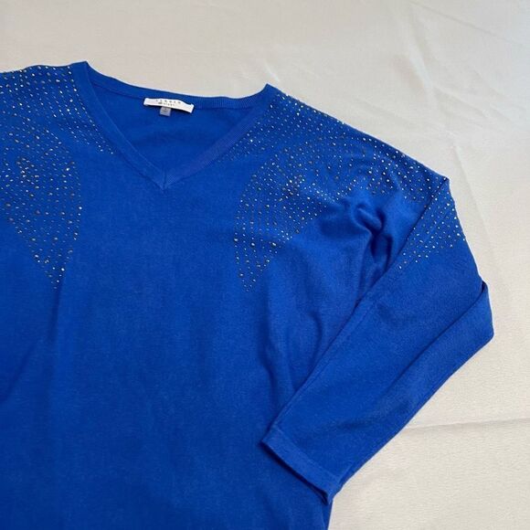 Liquid By Sioni Blue Embellished Sweater Size Large - Picture 13 of 16